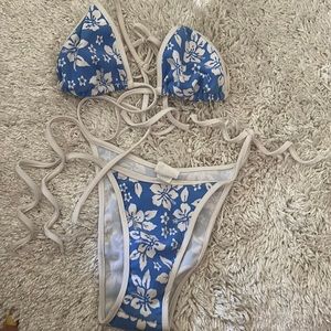 Dead stock vintage bikini